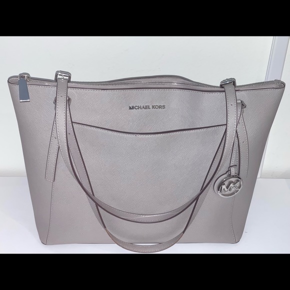 Micheal Kors Jet Set Large Saffiano Leather Top-Zip Tote Bag - Picture 2 of 5